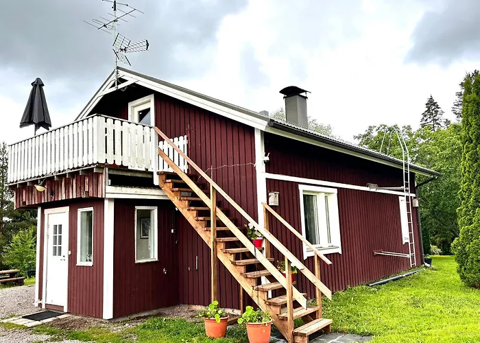 Kettumaeen Maaseudun Rauhassa * Hollola